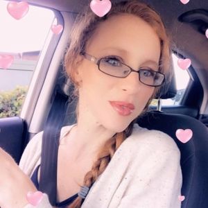 Meet your Posher, Elaine